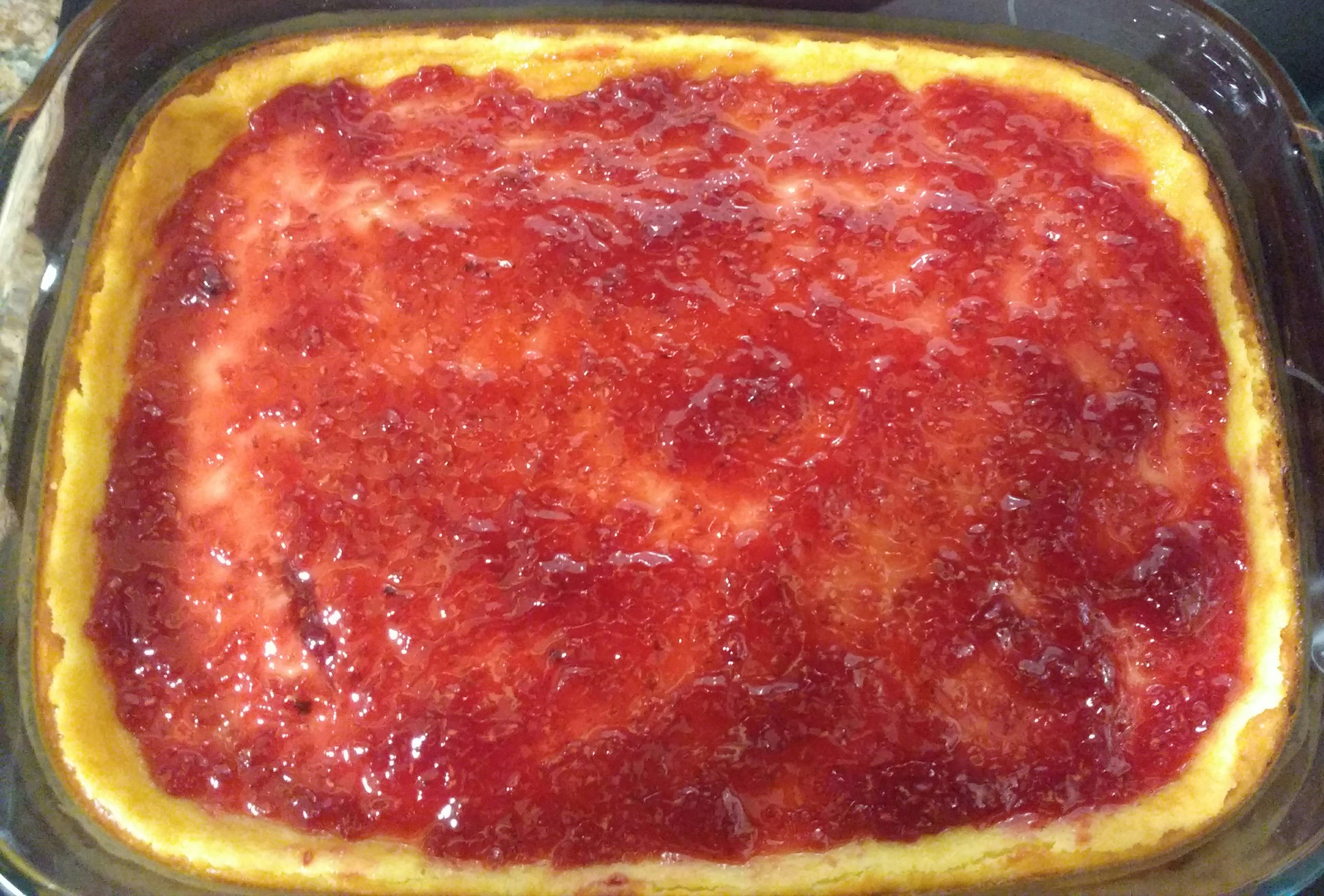 Tarta de queso con mermelada de frambuesa